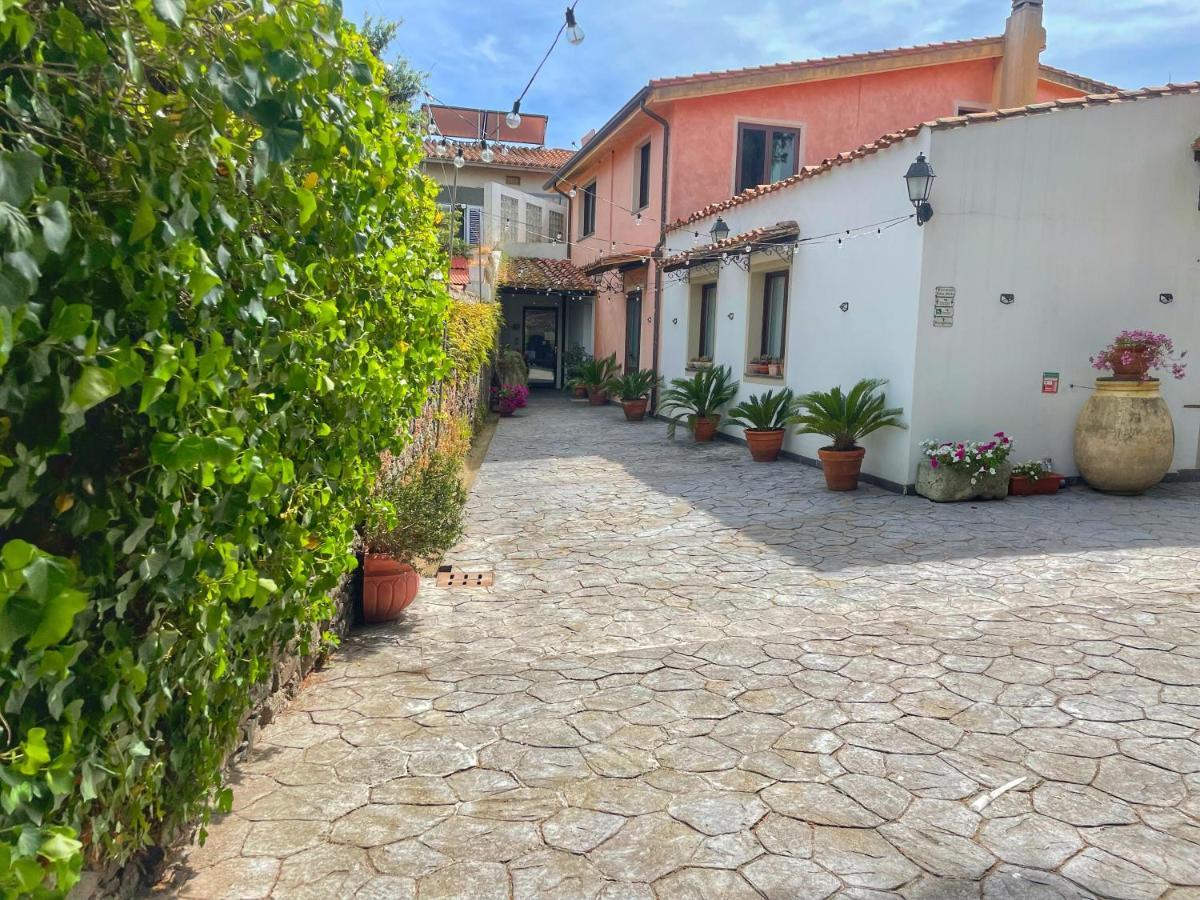 Sa Mola Guest House Bonarcado Exterior photo
